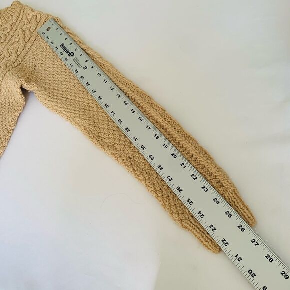 Vintage 90s Sweater Women M* Tan Brown Chunky Cable Knit Crewneck Pullover Aran - Picture 7 of 7